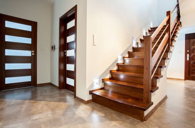 Image of staircase.